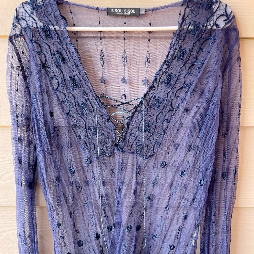 Bisou Bisou, small blue sheer boho blouse